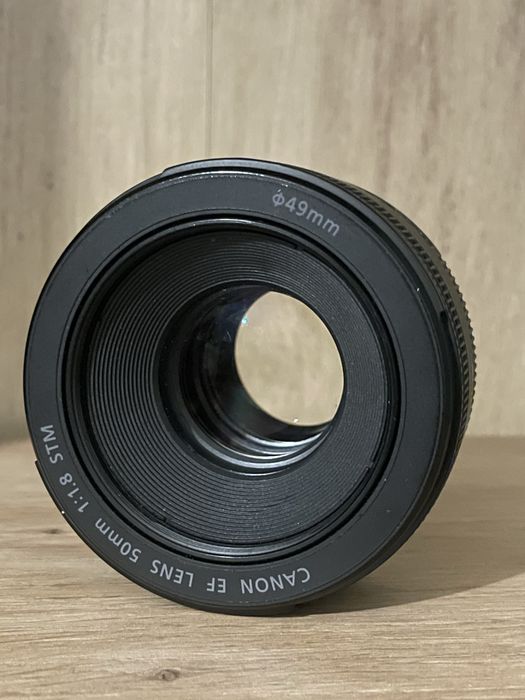 Obiectiv Canon 50mm f1.8