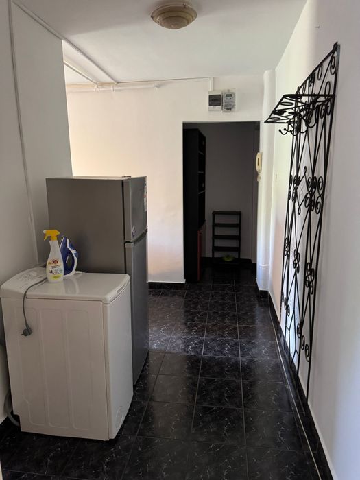 Inchiriez apartament 1 camera in Complex studentesc, Aleea Minis