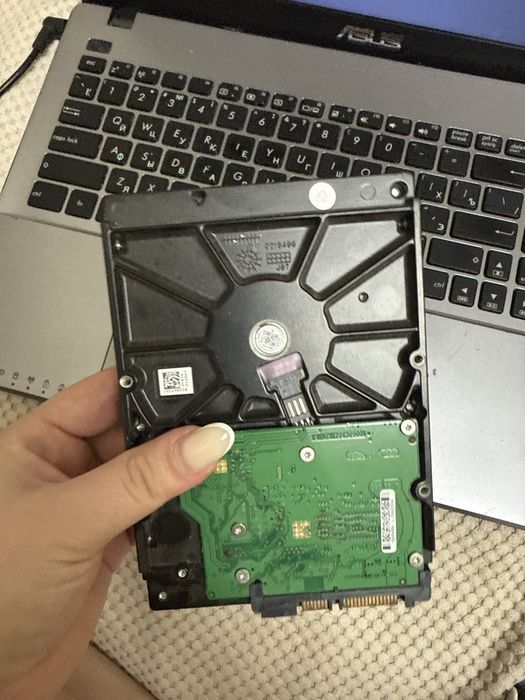 Ноутбук asus, продается