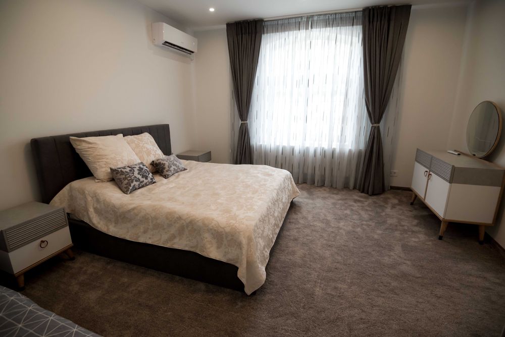 Продава се Къща в Силистра, Център - 690 кв.м за 579 €/кв.м - Снимка #11