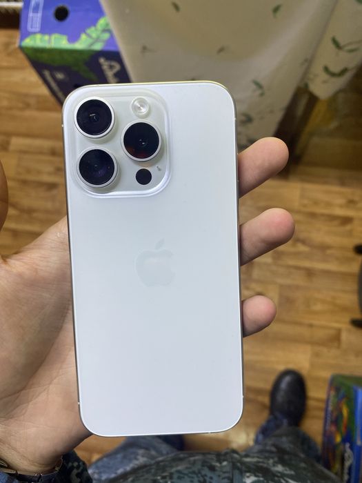 Iphone 15 pro  ак 80 г256