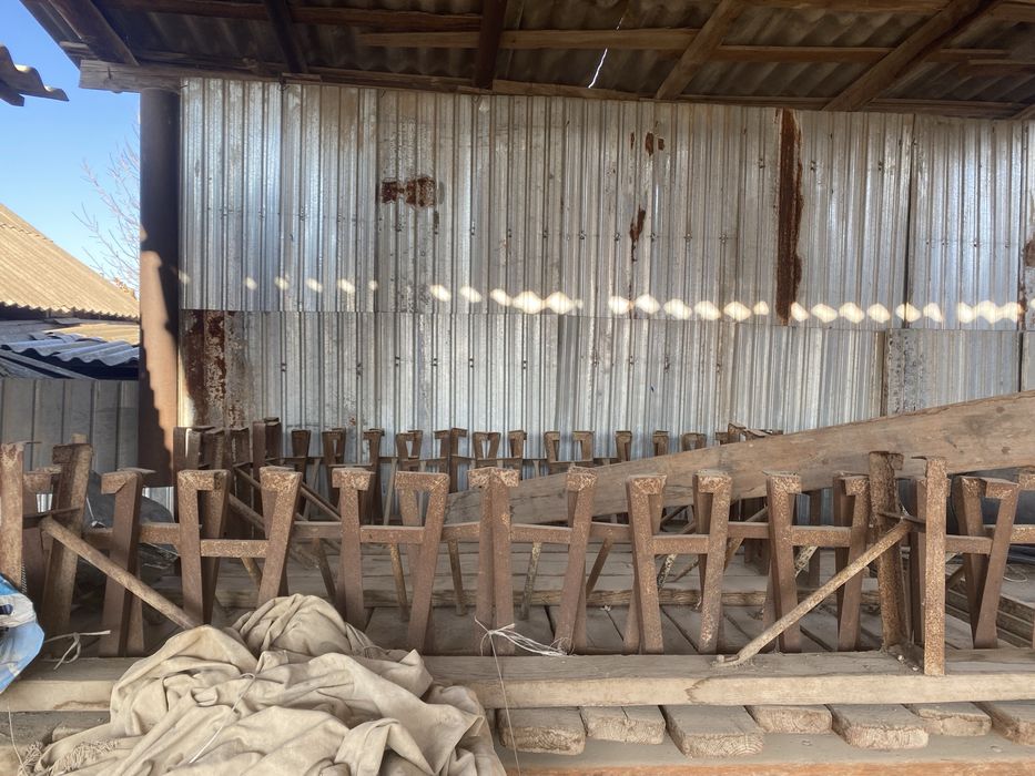 Стол темир 10 адамдык