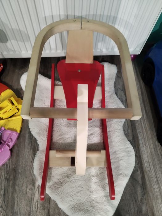 Дървено конче за люлеене