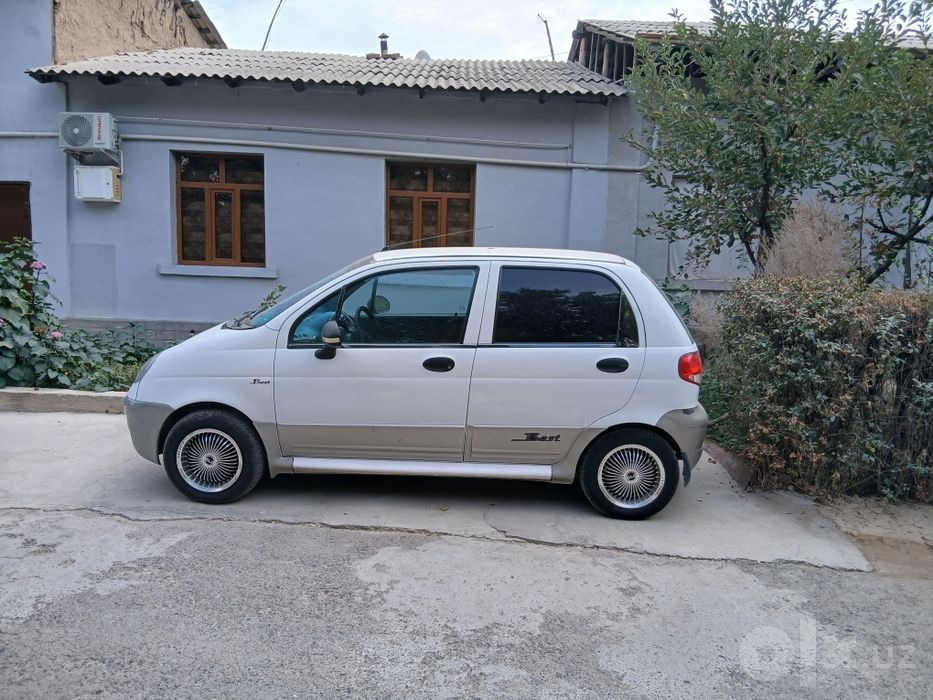 Moshina geni bilan