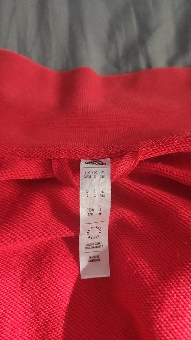 Bluza adidas roșie originala mărimea S fit M
