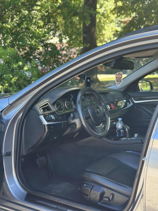 BMW F11 2011 3.0 204CP