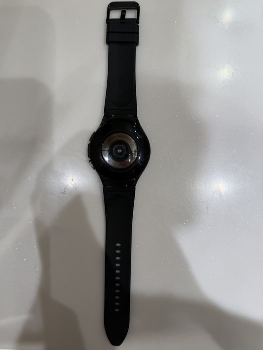 Часы Samsung Galaxy Watch4 Classic.