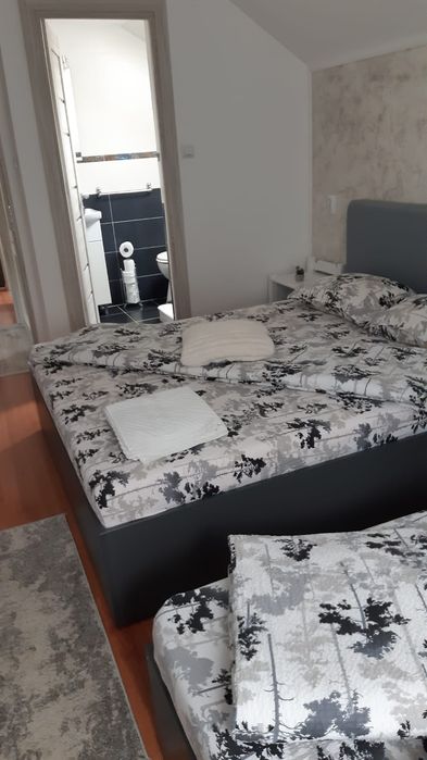 Cabană de anchiriat piscină ancalzita 35 grade