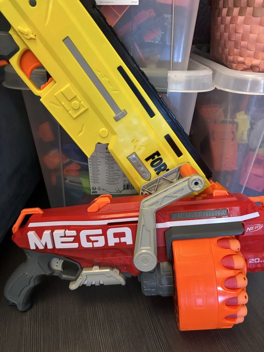 Детски играчки HOT WHEELS и  NERF