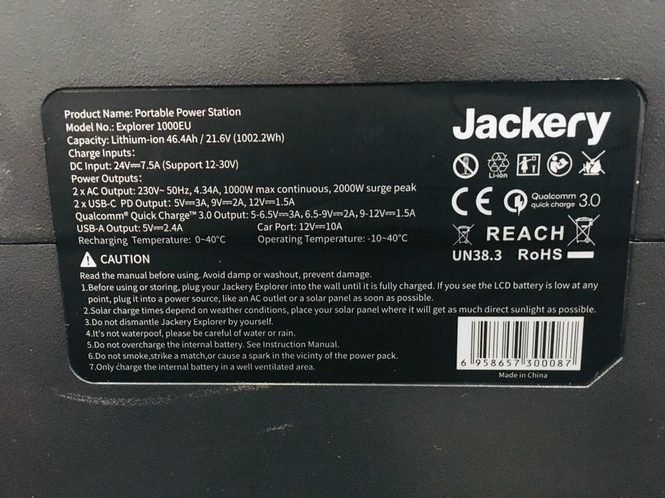 Jackery Explorer 1000 Portable Power Station - Stare impecabilă