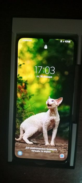 Продаётся телефон