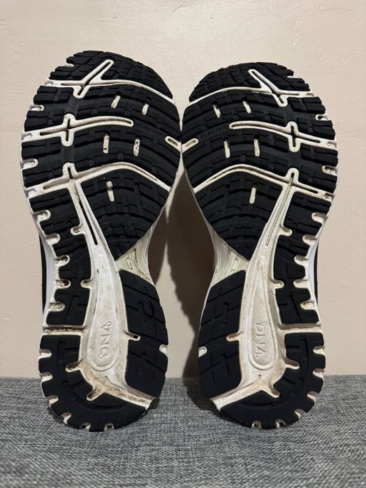 BROOKS Adrenaline GTS 18.