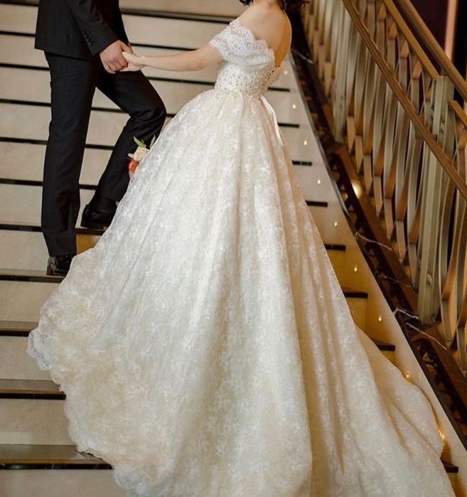 Свадебное платье