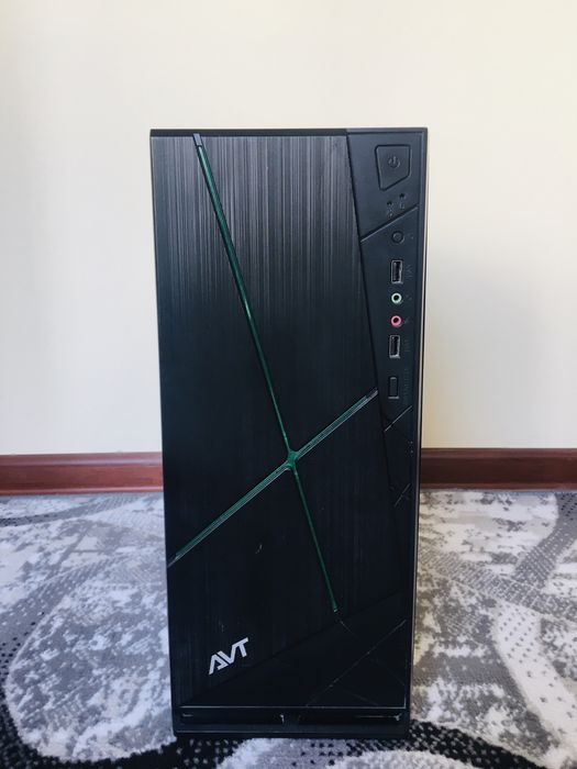 H110 /i3 6100/DDR4 2x4 8 GB/SSD 128 GB