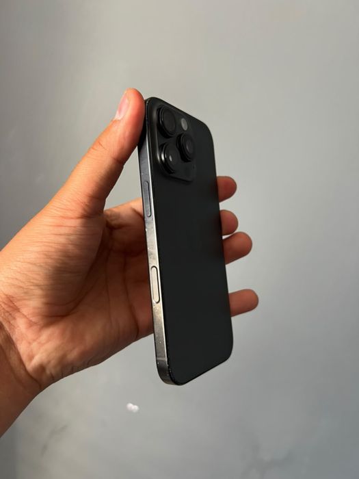 Iphone 16 Pro без ремонта