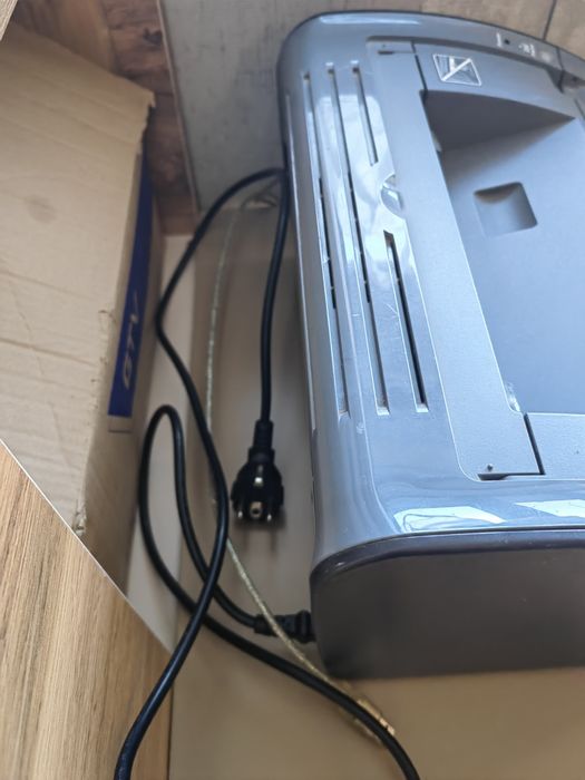 Принтер  canon LBP 2900B в отличном качестве