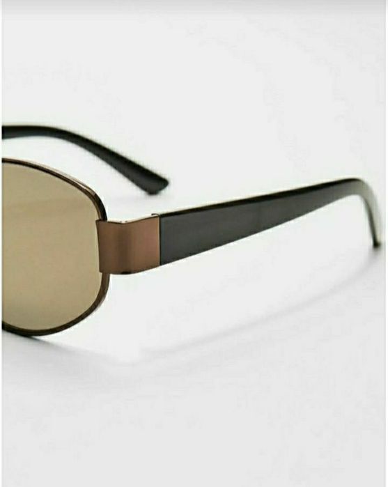 Очки Stradivarius