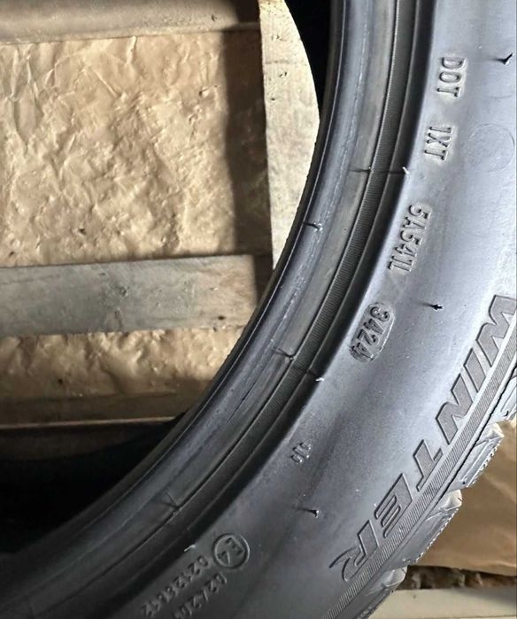 255/45 R19 PIRELLI Sottozero 3 Elect Pncs DOT24