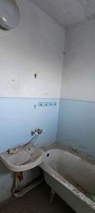 Продаётся 2-х комнатная квартира в 3 м/районе, Чирчик