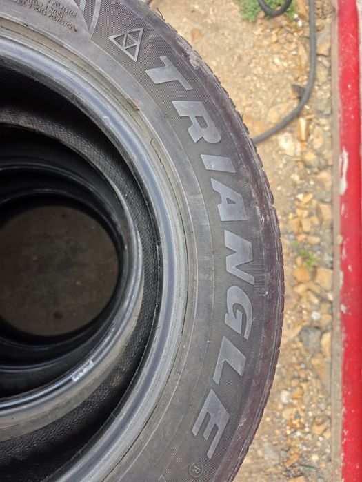 Продам комплект шин 215/60 r16
