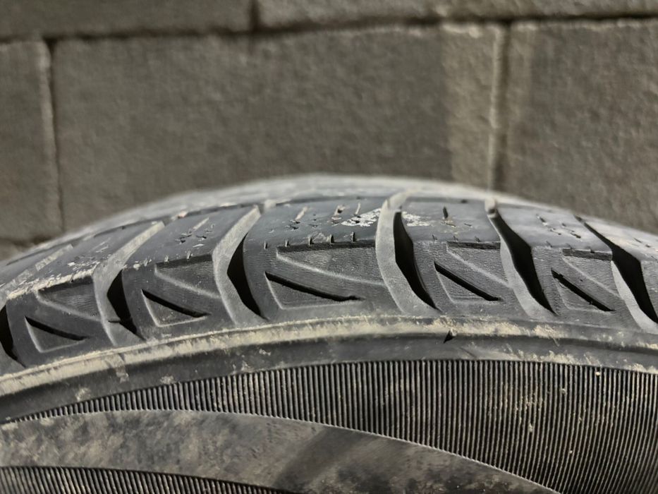 Шины205/55/16 зимние