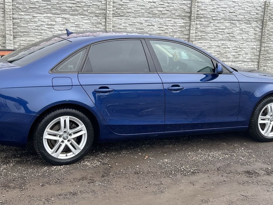 Vand audi A4  model 2013 !