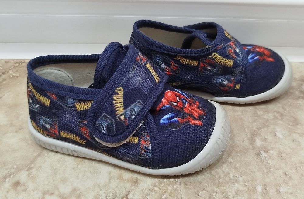 Пантофи 21 размер Беко и Вигами, 23,5 Nike