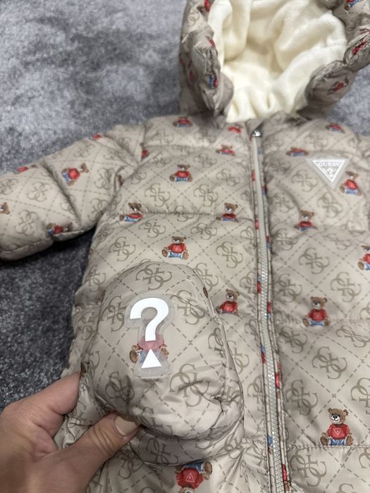 Бебешки космонавт Guess с качулка