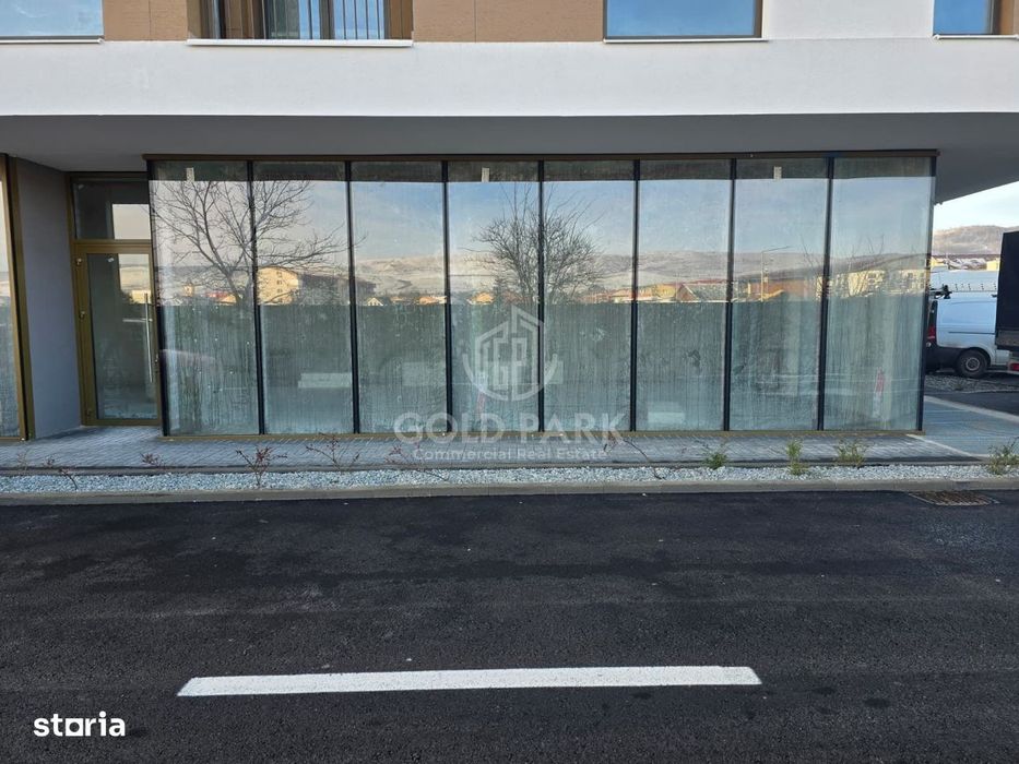 Spatiu Comercial - Floresti/Eroilor - Vitrina / TRAFIC PIETONAL