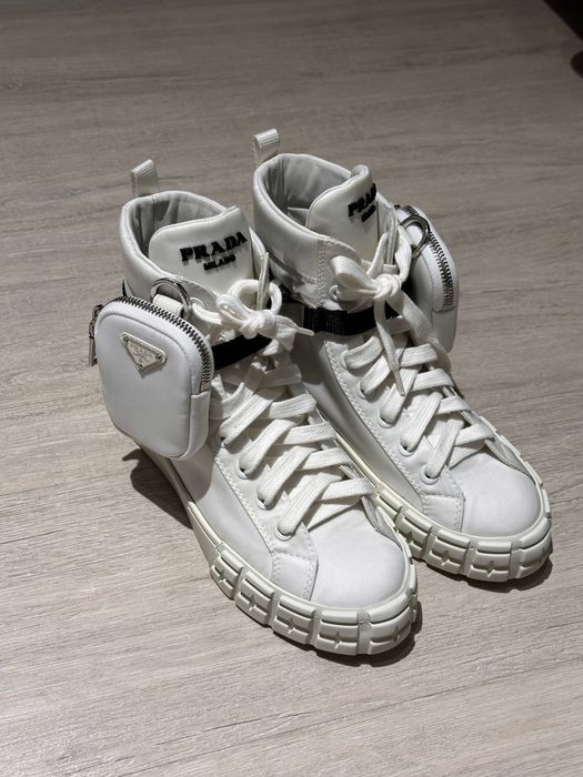 Женские кеды Prada