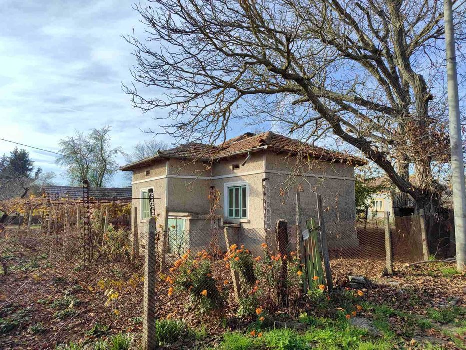 Продава се Къща в с. Дъбовик, Област Добрич - 100 кв.м за 164 €/кв.м - Снимка #16