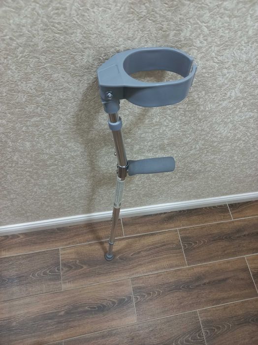 Трость костыль регулируемый