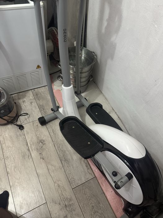 Элептический тренажер