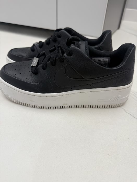 Nike дамски обувки