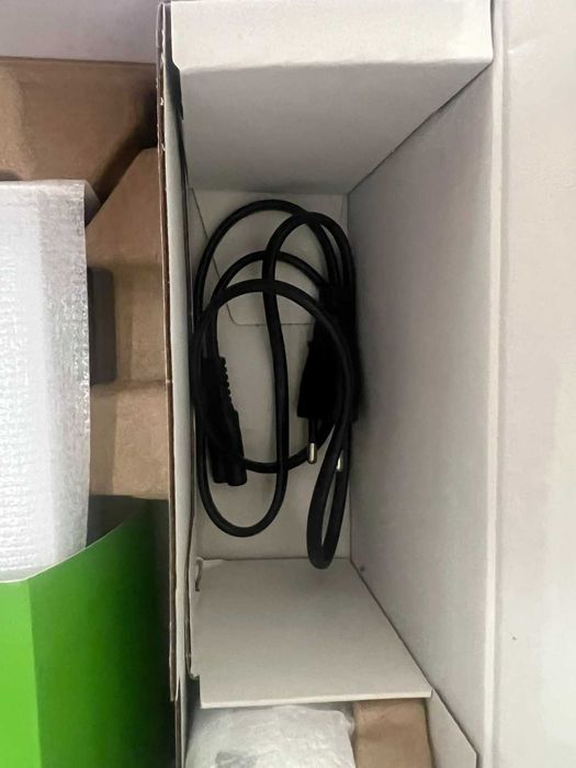 Xbox Series S , 500GB, Digital Edition, Перфектно състояние