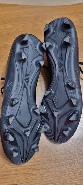 Gehte de fotbal cu crampoane Adidas