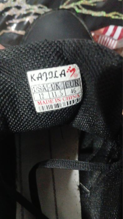 Продам кроссовки мужские б/у