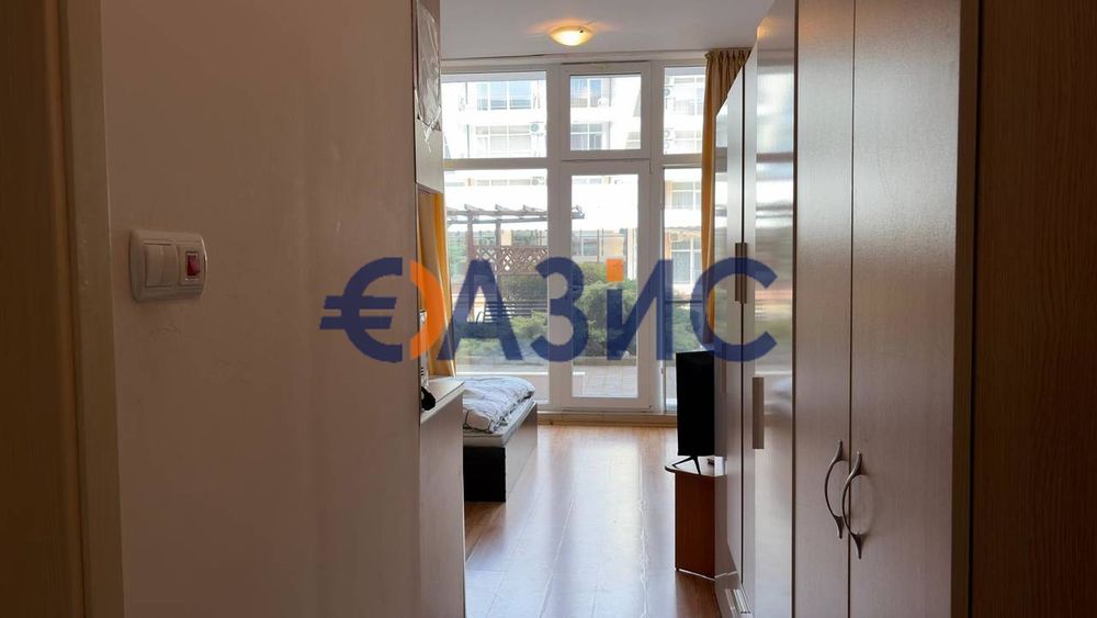 Продава се Едностаен апартамент в к.к. Слънчев бряг - 35 кв.м за 744 €/кв.м - Снимка #2