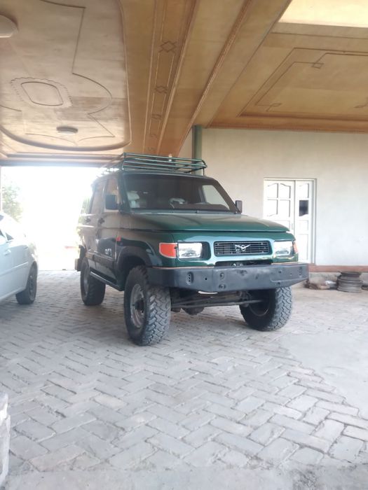 UAZ PATRIOT 4x4 ideal hola
