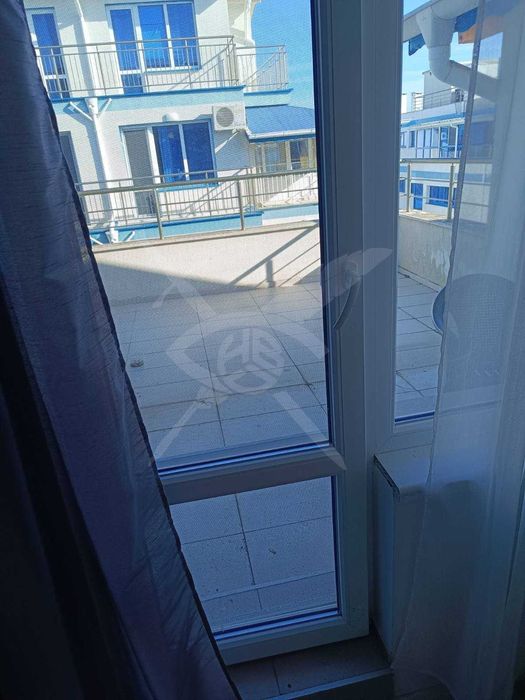 Продава се Двустаен апартамент в Поморие - 57 кв.м за 1053 €/кв.м - Снимка #2