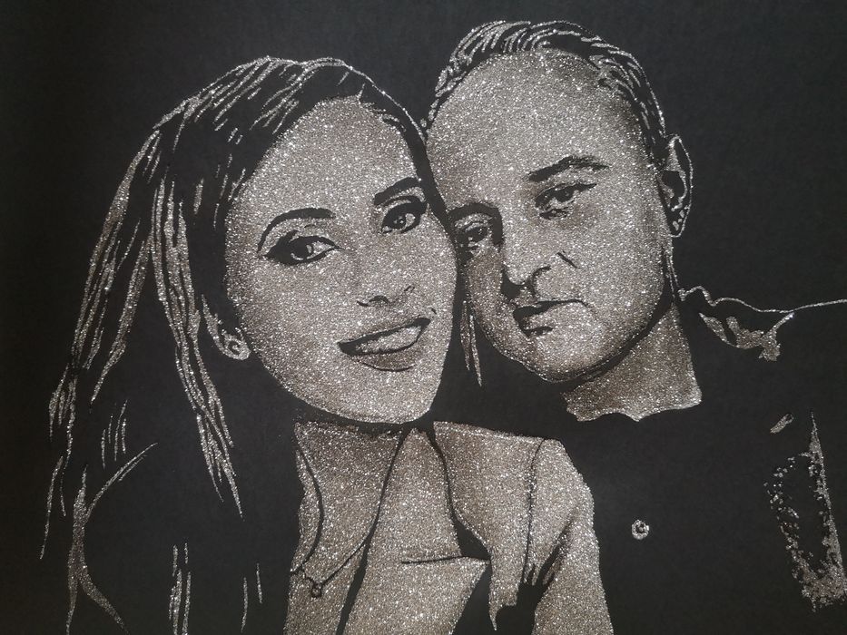 Portret cu sclipici - pictat manual