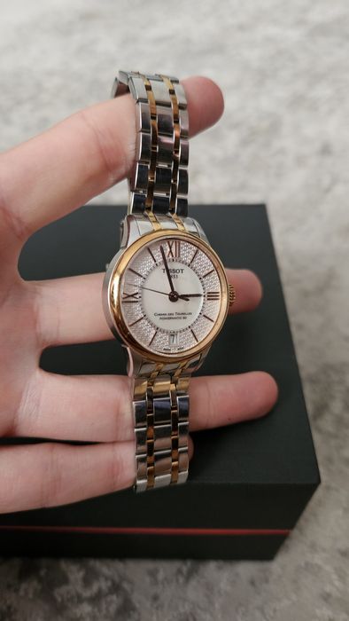 часовник Tissot Chemin des Tourelles 32 мм