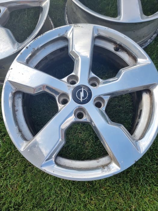 Vând un set de jante 5x115 R17X7J ET38 Chevrolet Volt/ Opel Ampera