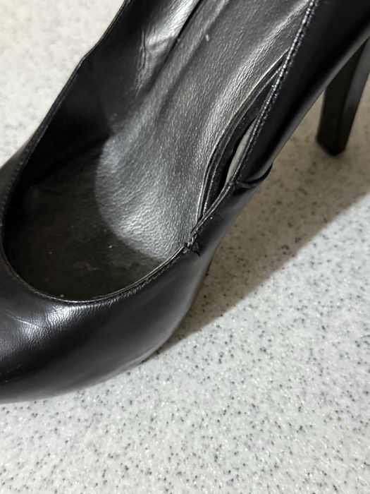 Туфли лодочки продам