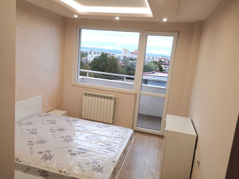 Нов двустаен обзаведен апартамент на метростанция Обеля