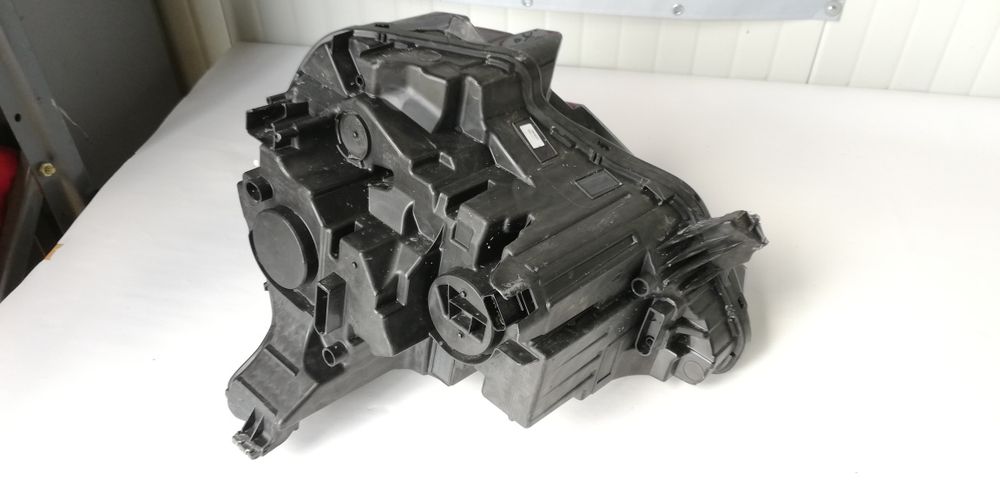 Десен фар Citroen C4 3 2020-