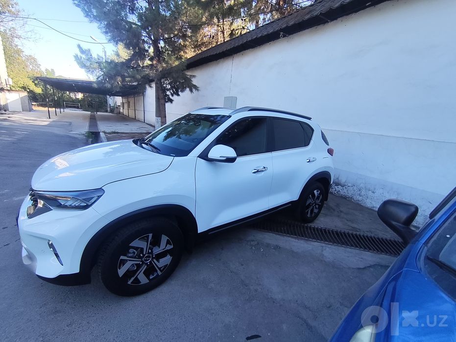 Продам автомобиль Киа sonet 3 позициия