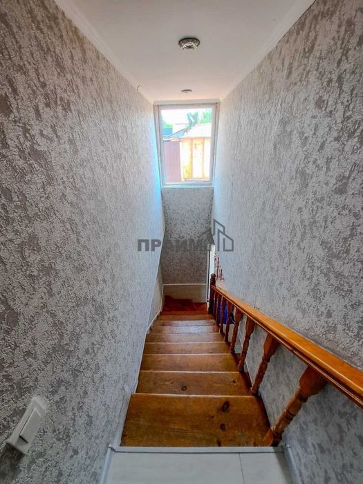ПРОДАМ 5Х ком. дом  Центр (Артем ПРАЙМ)