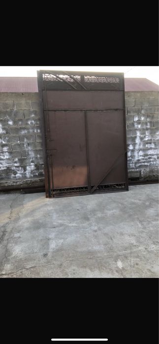 Родается ворота в хорошем состоянии