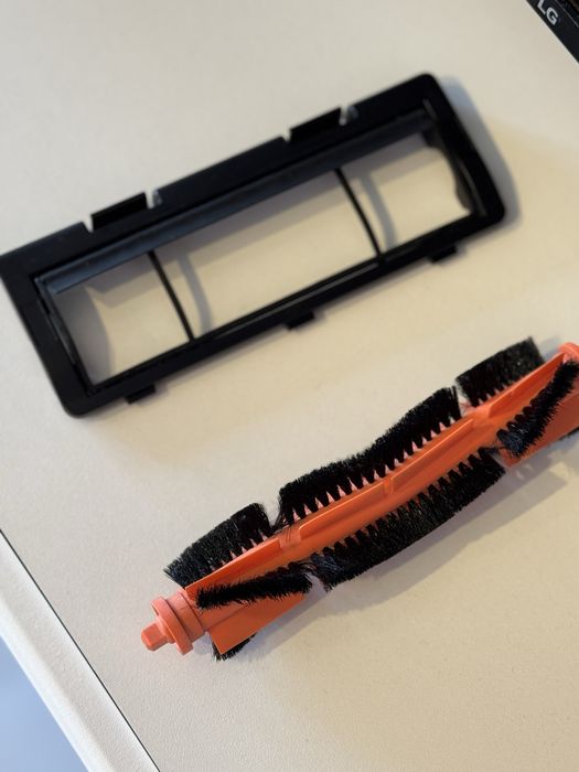 Robot de Curățenie Premium – Îngrijit, Stare Excelentă